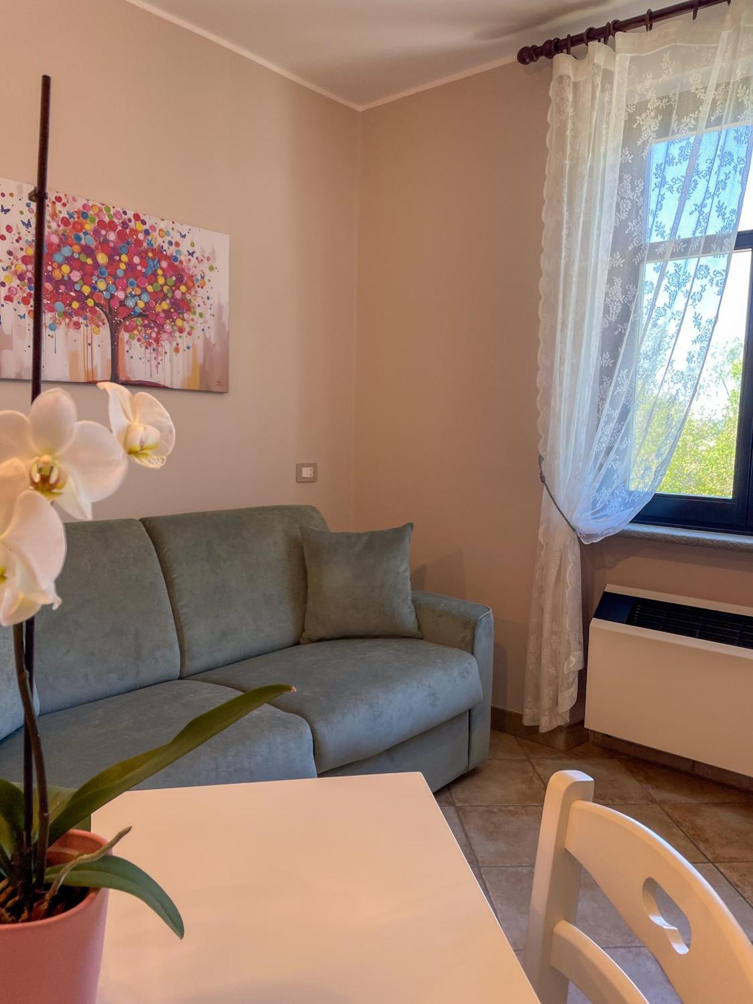 הוילה Magliano Alfieri Cascina San Bernardo מראה חיצוני תמונה