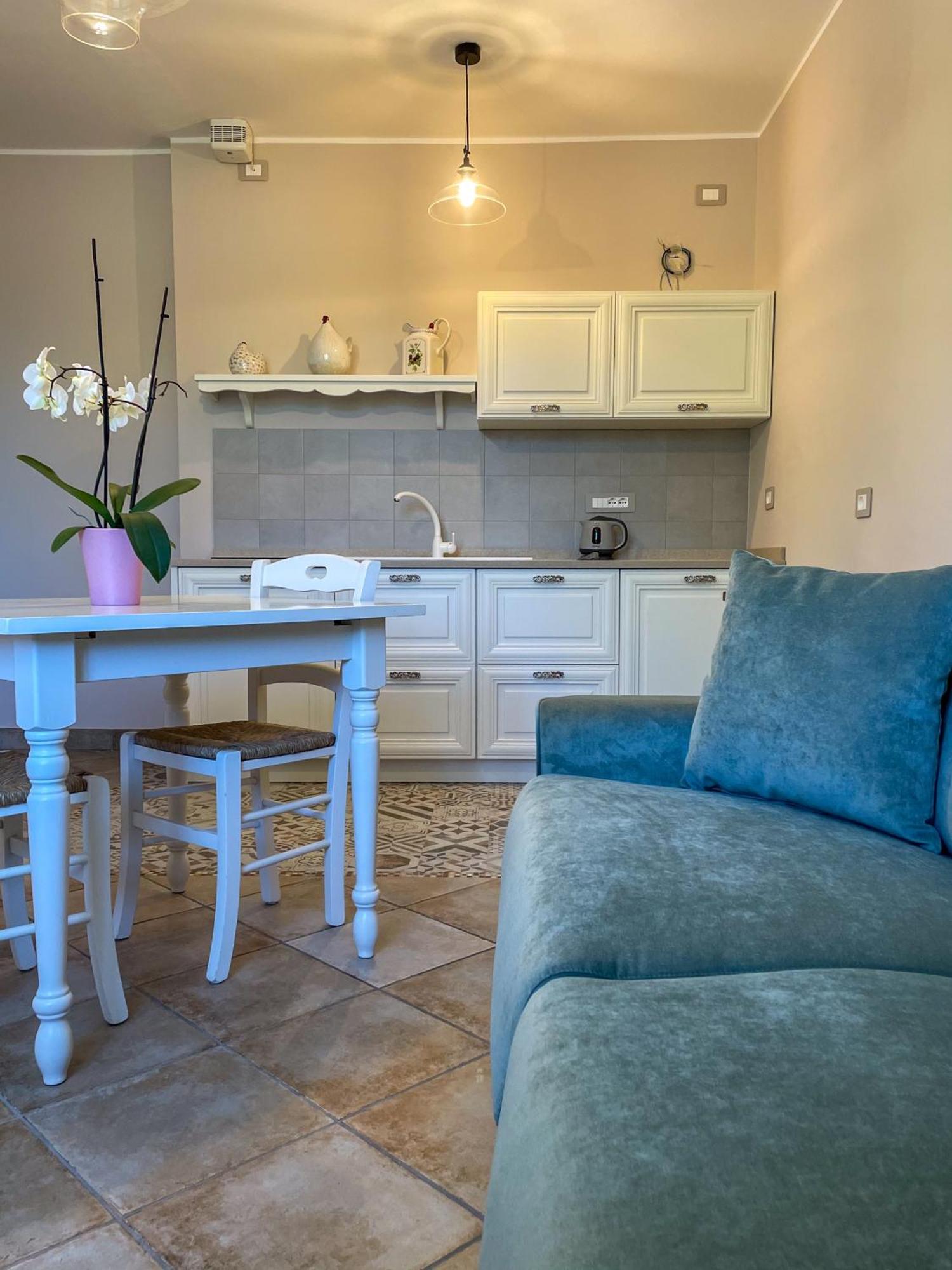 הוילה Magliano Alfieri Cascina San Bernardo מראה חיצוני תמונה