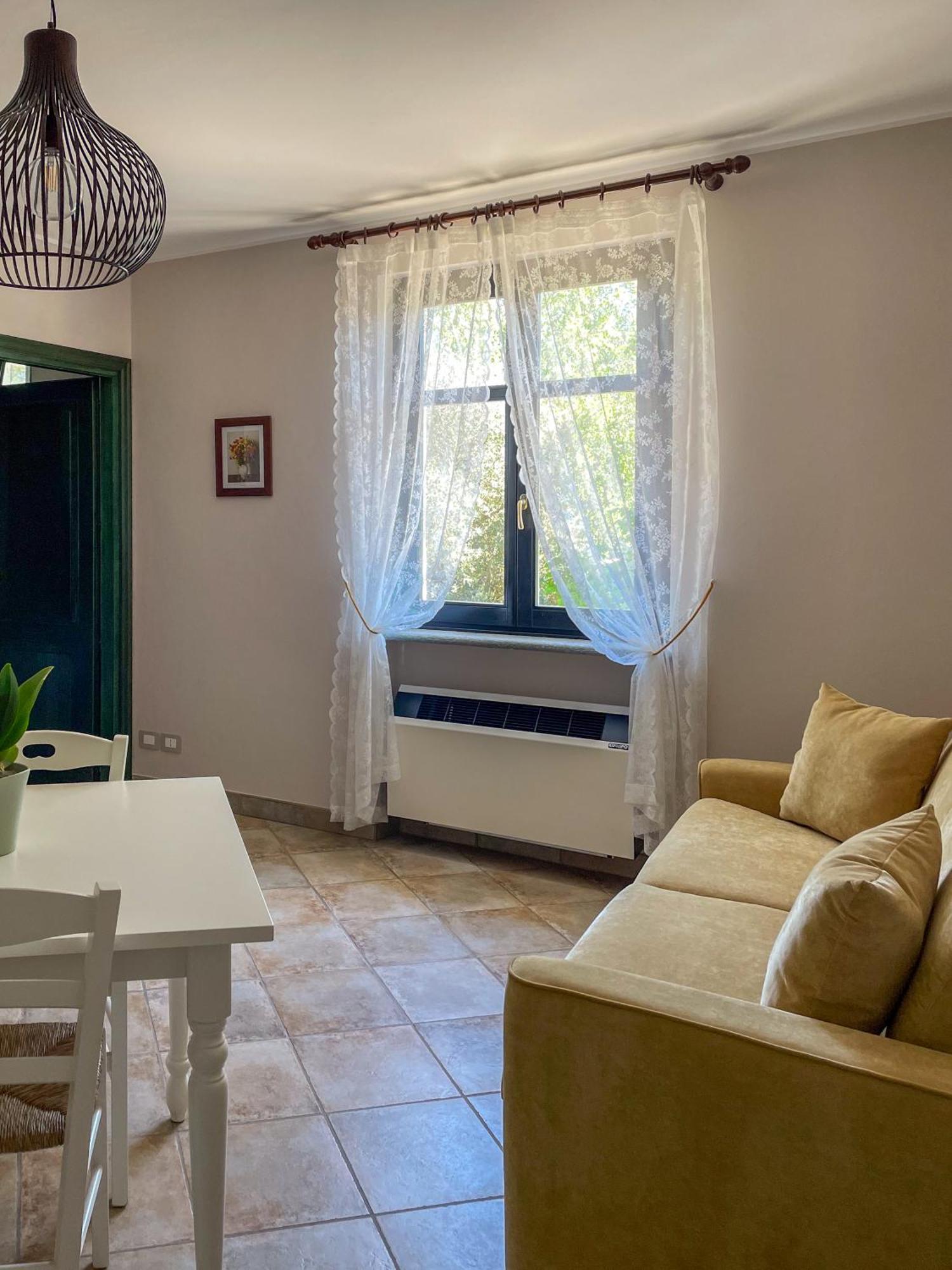 הוילה Magliano Alfieri Cascina San Bernardo מראה חיצוני תמונה